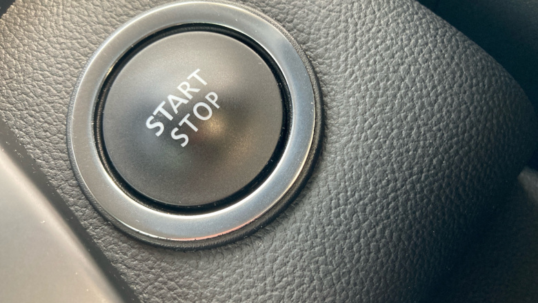 Renault Kadjar 1.3 TCE Iconic 5dr Petrol Hatchback